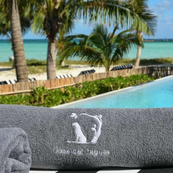 Casa-del-jaguar-isla-mujeres-home (3)