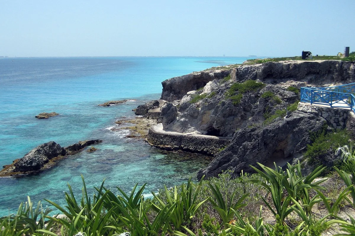 Lugares y experiencias imperdibles desde tu hotel en Isla Mujeres
