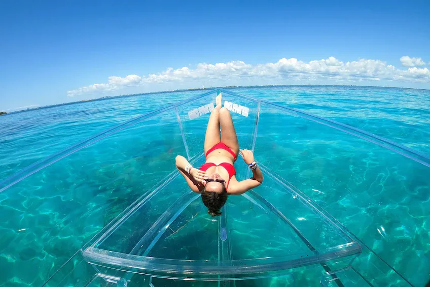 Barco transparente en Isla Mujeres: qué debes saber